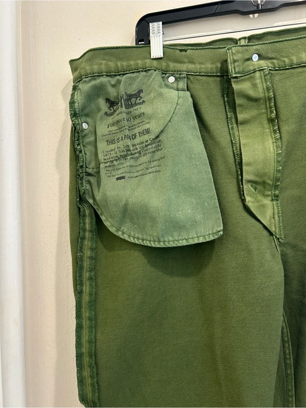 Men Levi's Slim Straight Jeans in Olive Green